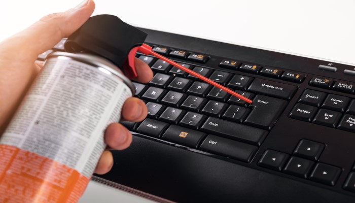 limpiar teclado ordenador aire comprimido